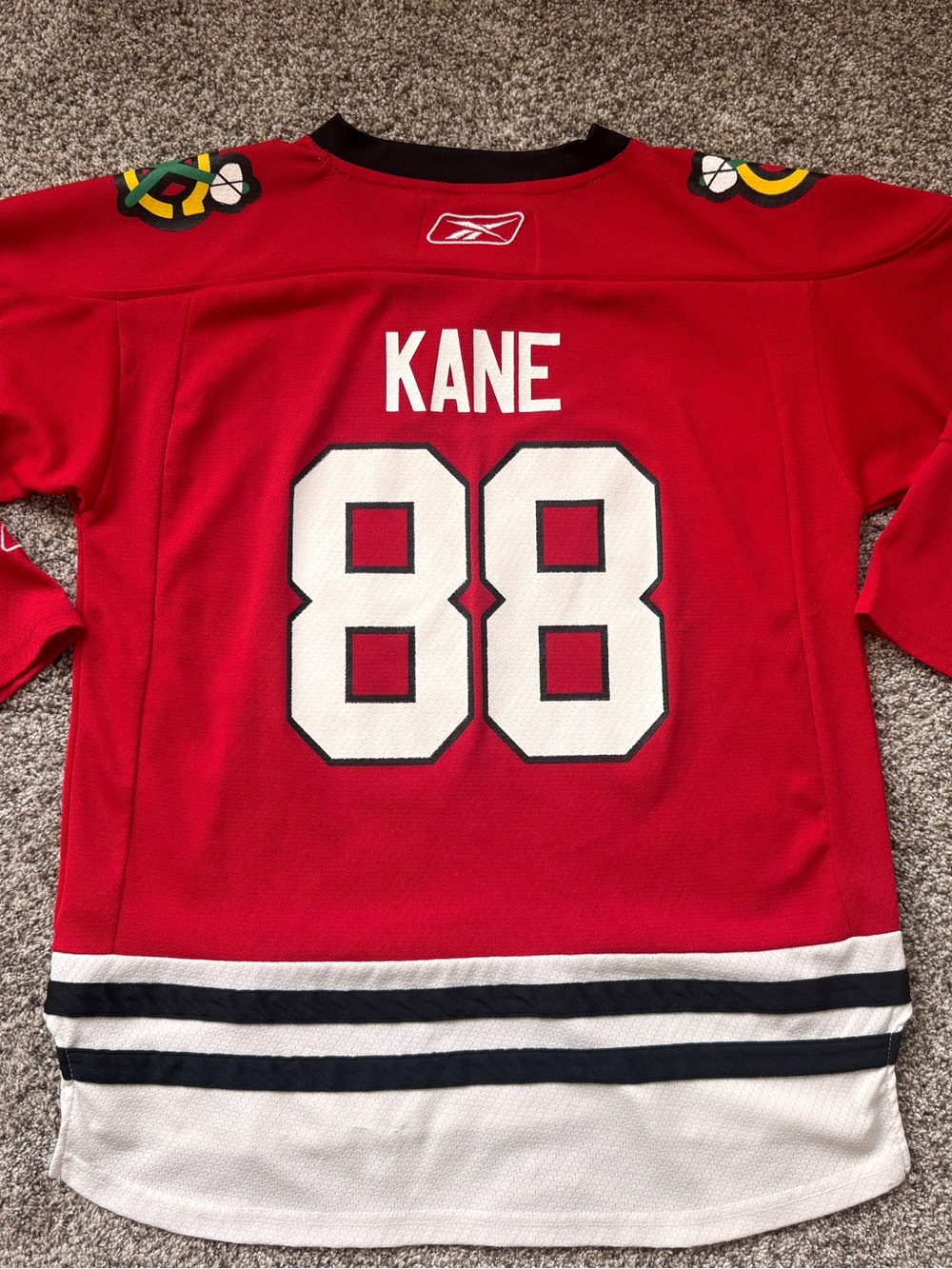 Patrick Kane Chicago Blackhawks NHL Jersey - Picture 2 of 4